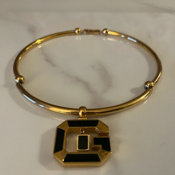 Vintage Givenchy Logo Pendant - Picture 3 of 8